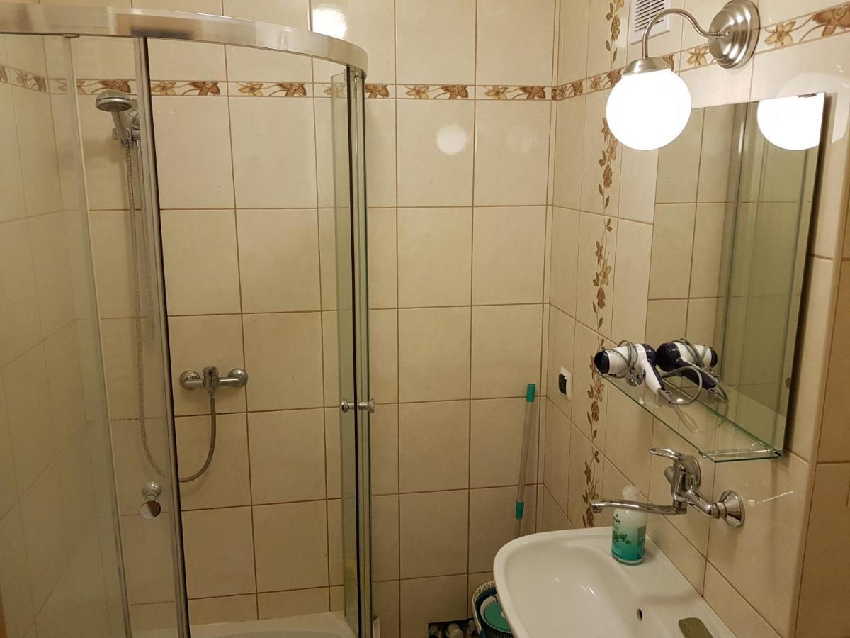 Mirrorroom Pl Citycenter Варшава Екстер'єр фото