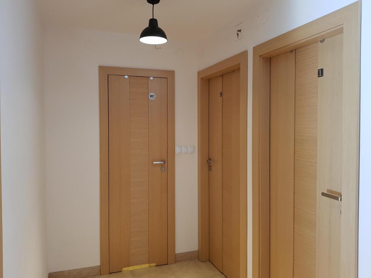 Mirrorroom Pl Citycenter Варшава Екстер'єр фото